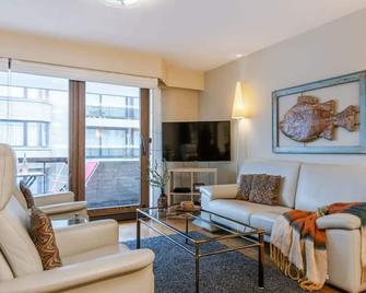 Huswell - Authentic apartment with terraces and parking - Knokke Heist - Wohnzimmer