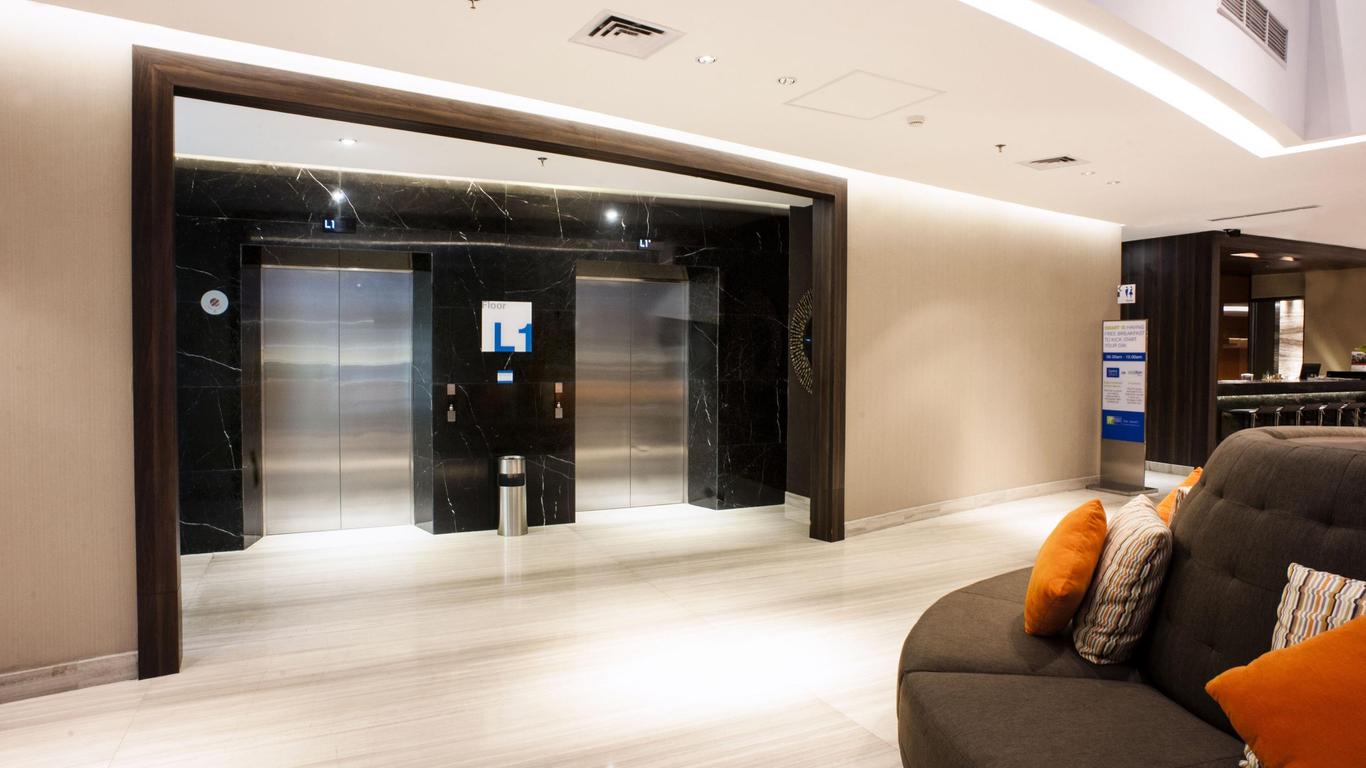 Holiday Inn Express Surabaya Centerpoint By IHG