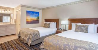 Days Inn by Wyndham San Diego Hotel Circle - San Diego - Bedroom