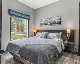Canmore Escape - Perfect getaway with all amenities - Canmore - Bedroom