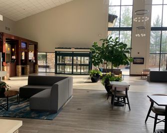 Holiday Inn Asheville - Biltmore West By IHG - אשוויל - לובי