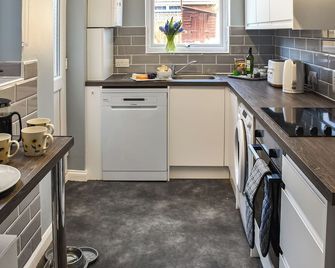 Salty Paws - Gorleston-on-Sea - Kitchen