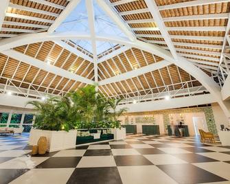 Sirenis Punta Cana Resort Casino & Aquagames - Punta Cana - Lobby
