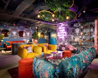 Yotel Manchester Deansgate - Manchester - Lounge