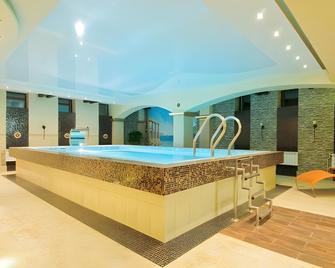Troy Hotel - Krasnodar - Kolam