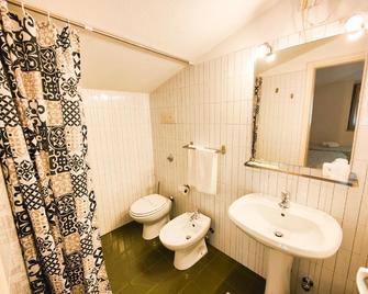Albergo B&B Tenesi - Manerba del Garda