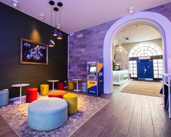 a&o Edinburgh City - Édimbourg - Hall d’entrée