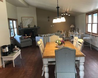 Harbor Light Inn - Ellison Bay - Comedor