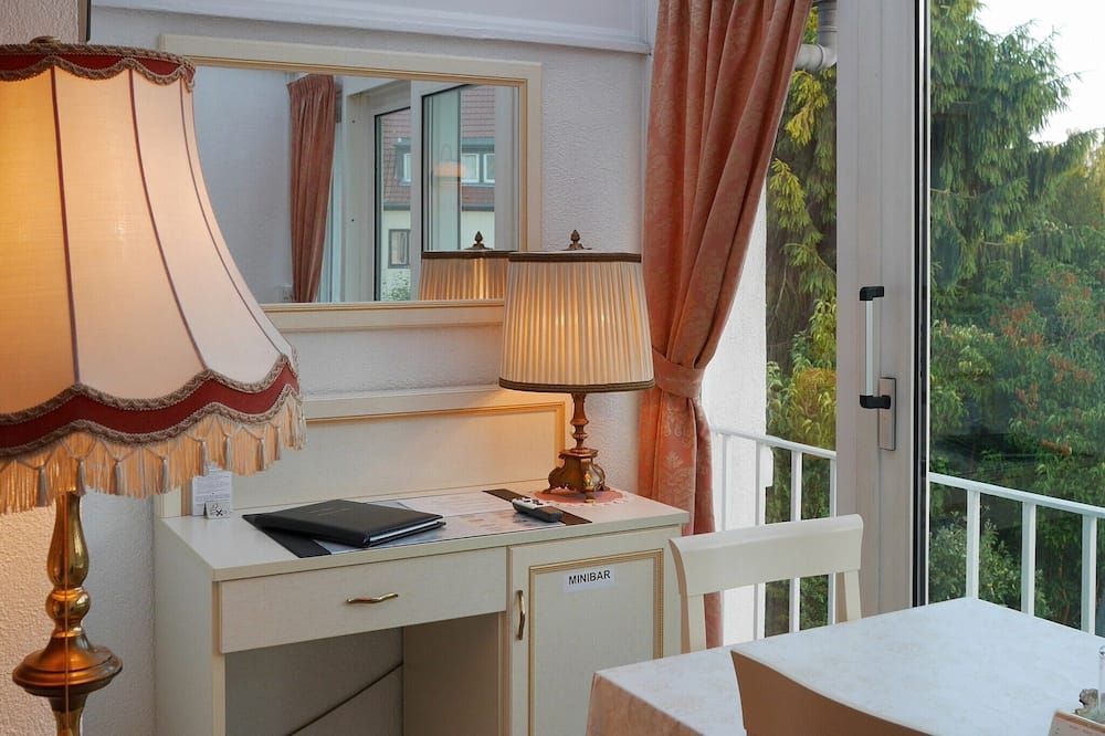 Haus Mooren, Hotel Garni - Düsseldorf
