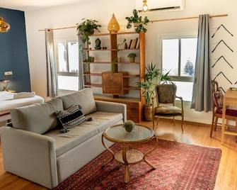 Beit Oren Hotel - Bet Oren - Living room