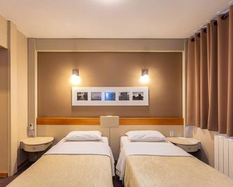 Tri Hotel & Flat Caxias - Caxias do Sul - Camera da letto