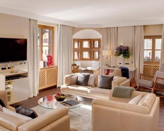 Giardino Bed & Breakfast - Silvaplana - Obývací pokoj