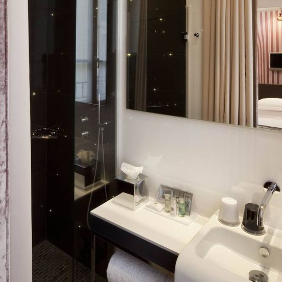 Bathroom view of Hotel Georgette