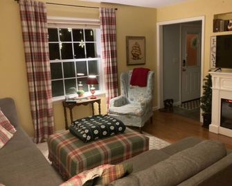 Welcome to Sunrise Cottage - Springfield - Sala de estar