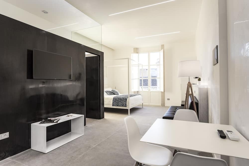 نوستوس رومز آند أبارتمنتس - سرقوسة - غرفة نوم