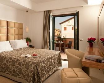 Oc Hotel - Settecamini - Camera da letto