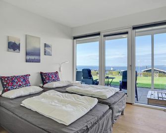 Beautiful Home In Knebel With Wifi - 크네벨 - 침실