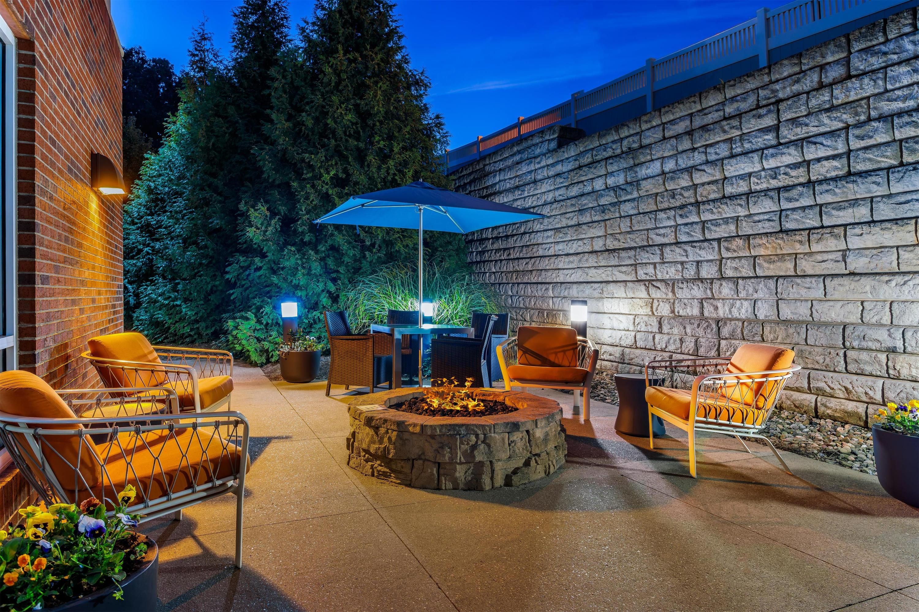 Hampton Inn & Suites Parkersburg Downtown - Parkersburg - Edificio