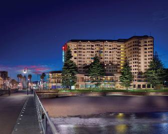 Stamford Grand Adelaide - גלנלג - בניין