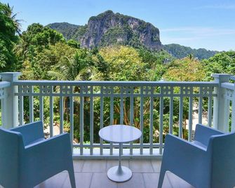 Krabi Tipa Resort - Krabi - Balcony