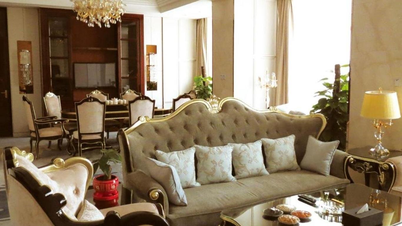 Enraton International Hotel