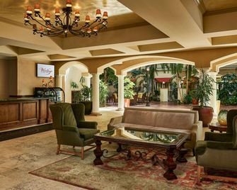 Woolley's Classic Suites - Aurora - Lobby