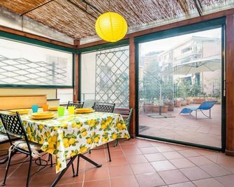 Lerici Central Apartment x5 with terrace - Lerici - Dining room