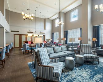 Hampton Inn & Suites Rockland - Thomaston - Salónek