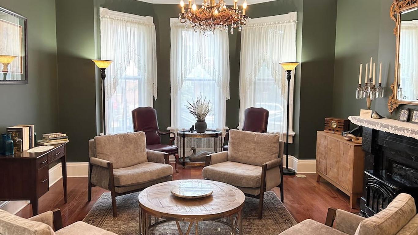 50 Lincoln Short North Bed & Breakfast