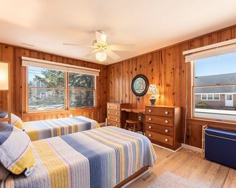 Family Beach Get-a-Way Just 4 Houses from the Ocean! - Stone Harbor - Habitación