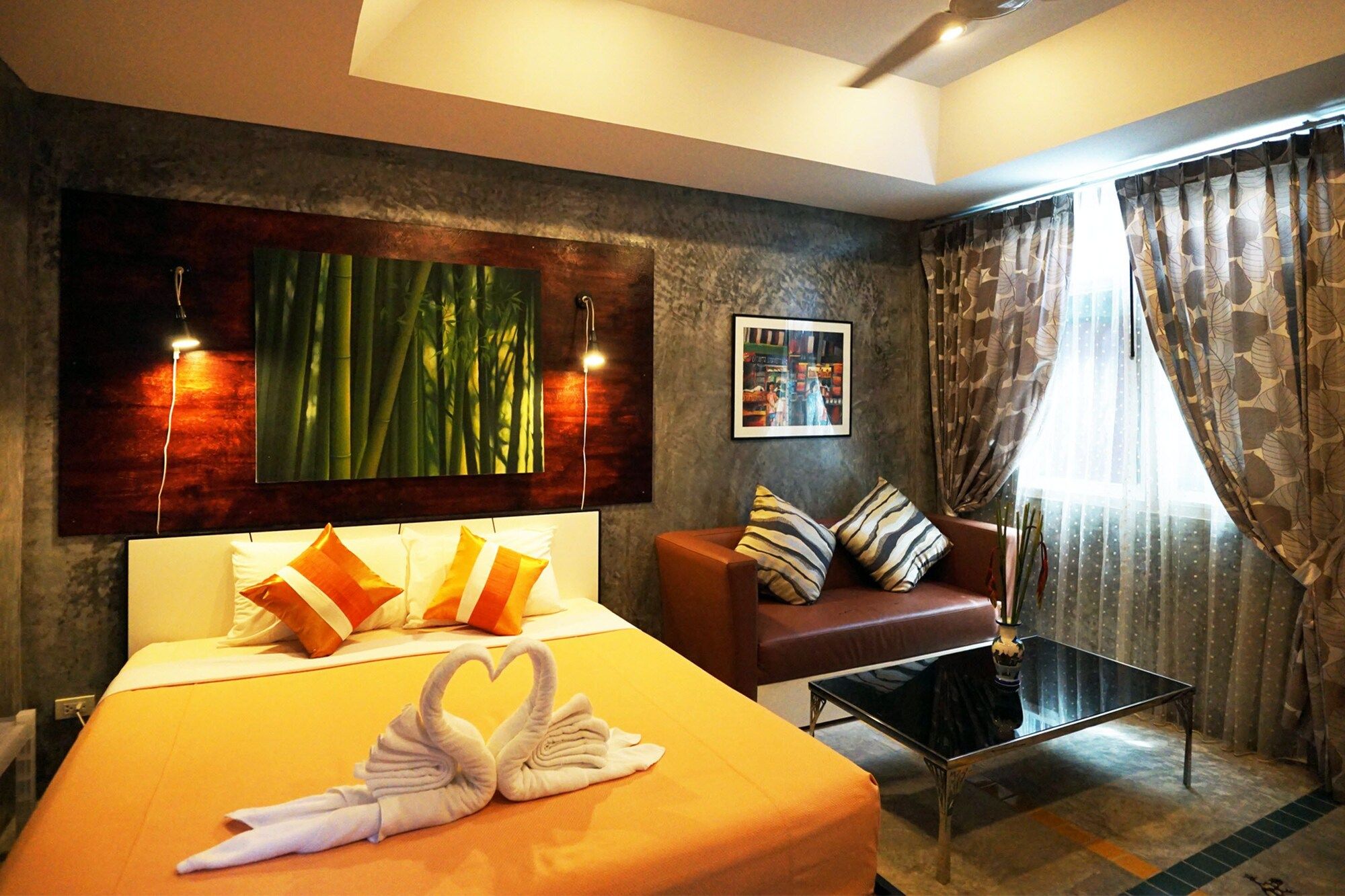 Phuket Paradiso - Chalong