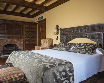 Hotel Castillo El Collado - Laguardia - Bedroom