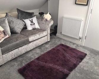 Redwing Rise - Royston - Obývací pokoj