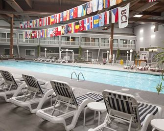 The Cove at Yarmouth - West Yarmouth - Pool