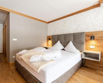 Vitalpina Hotel Magdalenahof - San Martino in Casies - Schlafzimmer