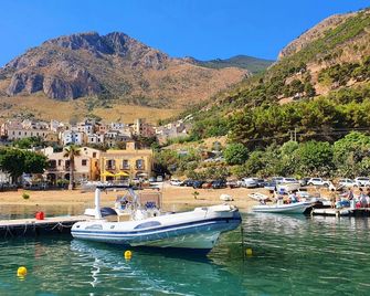 Hotel Cala Marina - Castellammare del Golfo