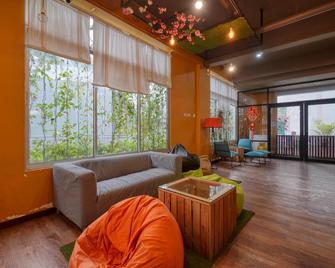 Snooze Too - Tanah Rata - Living room