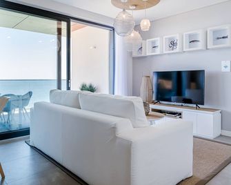 Shantivillas Portimao - Portimão - Living room