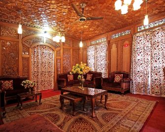 New Lucky Star Group of Houseboats - Srinagar - Lounge