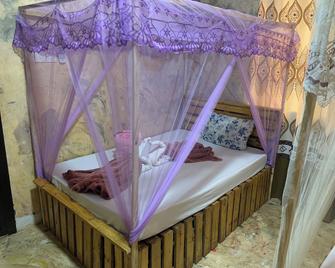 Kilibase Hotel - Moshi - Schlafzimmer