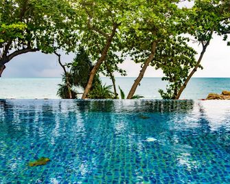 Pawanthorn Samui - Sha Plus - Ko Samui - Piscina