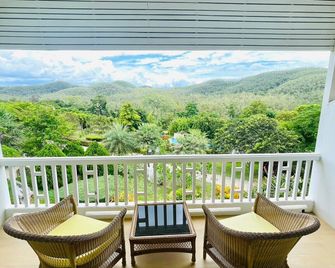 Baan Ing Khao - Pak Chong - Balcony