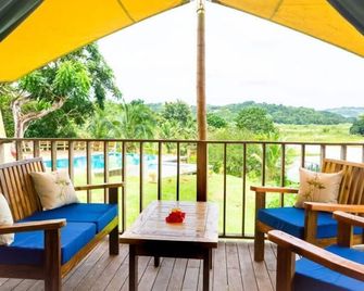 Gatun Lake Lodge Hotel - Pueblo Nuevo - Balcón