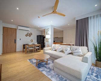 Beachside Residences By Nla - Phuket - Olohuone