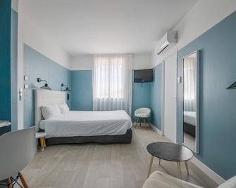 لو أبريفادو - سانت- ماري-دو-لا-مير - غرفة نوم