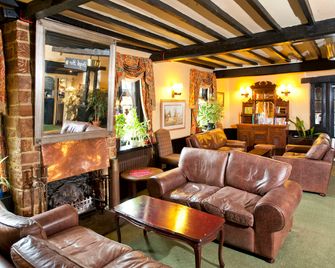 Roebuck by Greene King Inns - Forest Row - Lounge