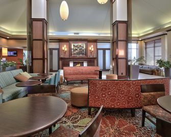 Hilton Garden Inn Albuquerque-Airport - Albuquerque - Lobby