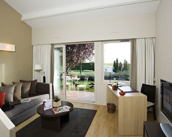 Château de Pizay - Corcelles-en-Beaujolais - Living room