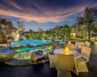 Phukalini Luxury Pool Villa & Onsen - Hua Hin - Pool
