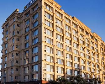 Shin Shin Hotel Jeju Ocean - Seogwipo - Building